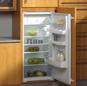 Как установить встроенный холодильник